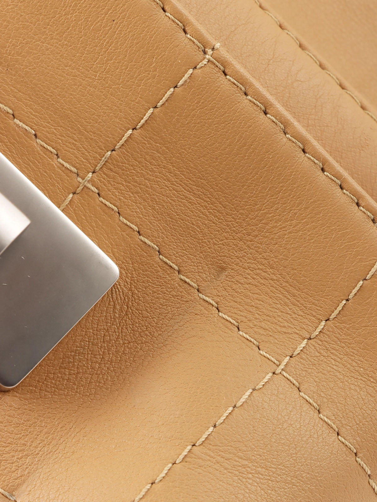 2003年頃製　2.55ミニハンドバッグ　ベージュ