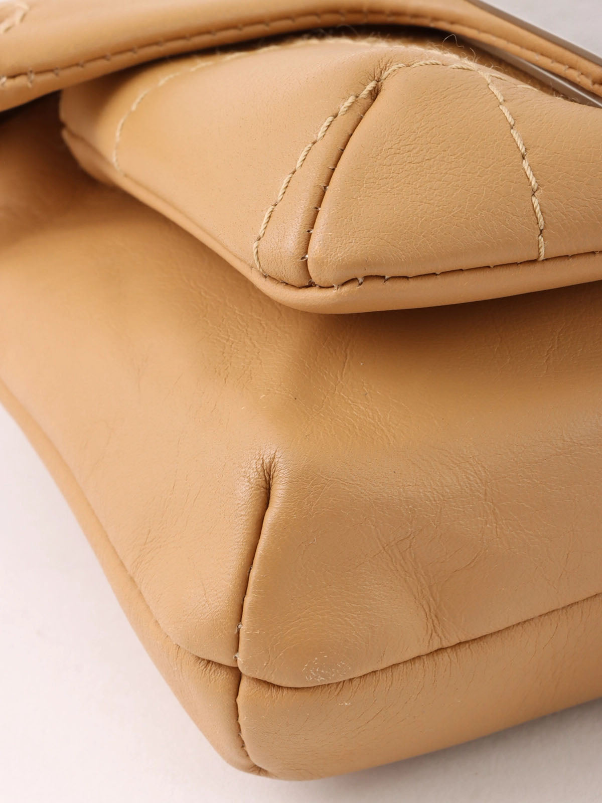 2003年頃製　2.55ミニハンドバッグ　ベージュ