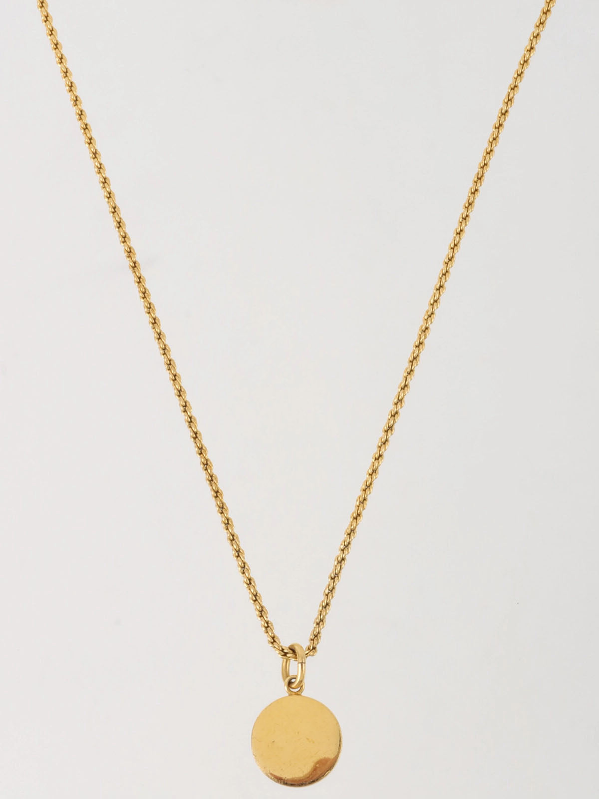 Round logo plate necklace in gold