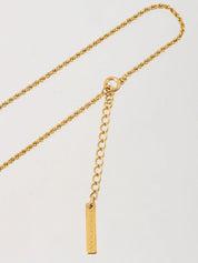 Round logo plate necklace in gold