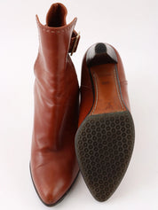 Brown leather logo buckle short boots