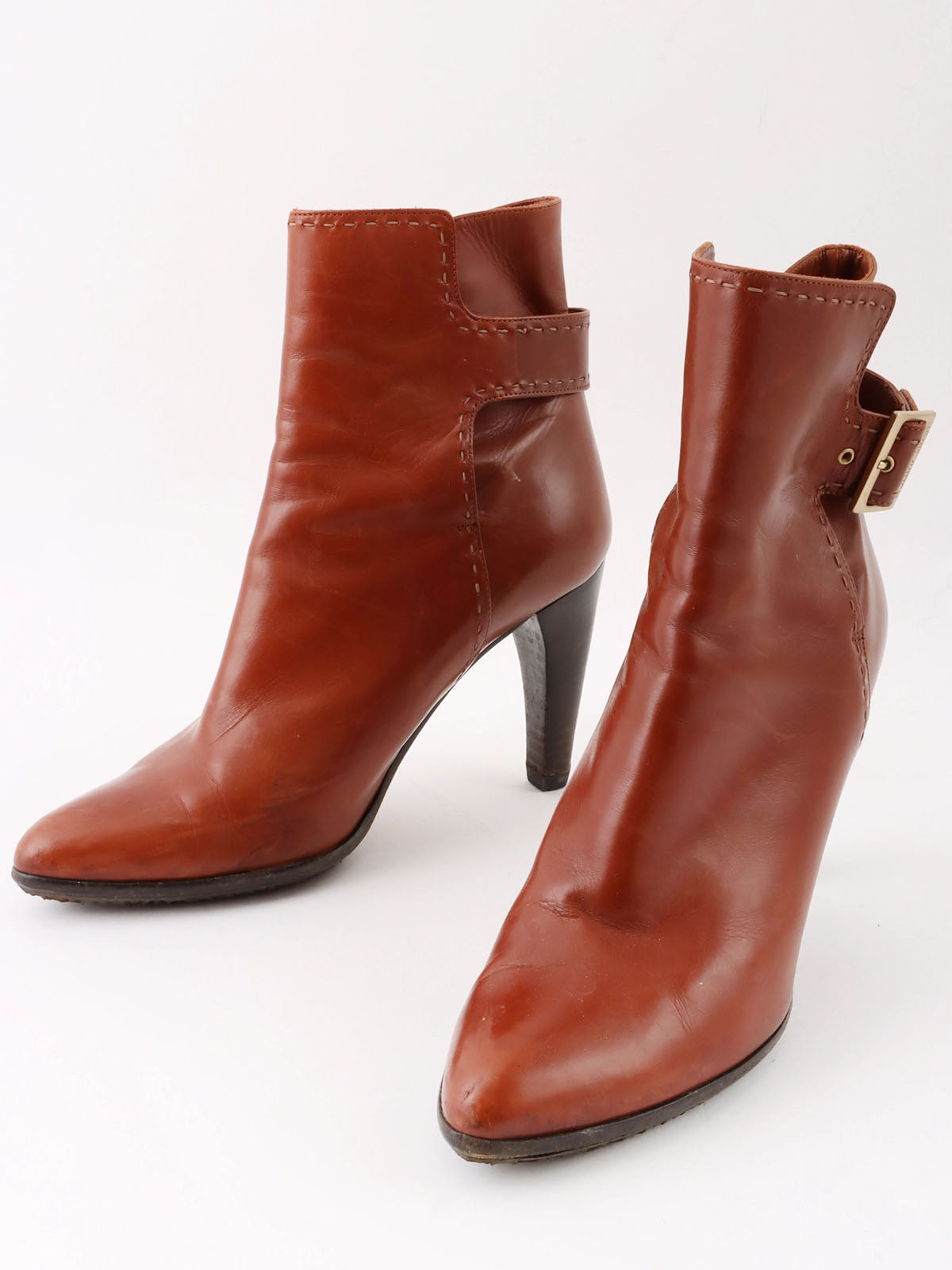 Brown leather logo buckle short boots