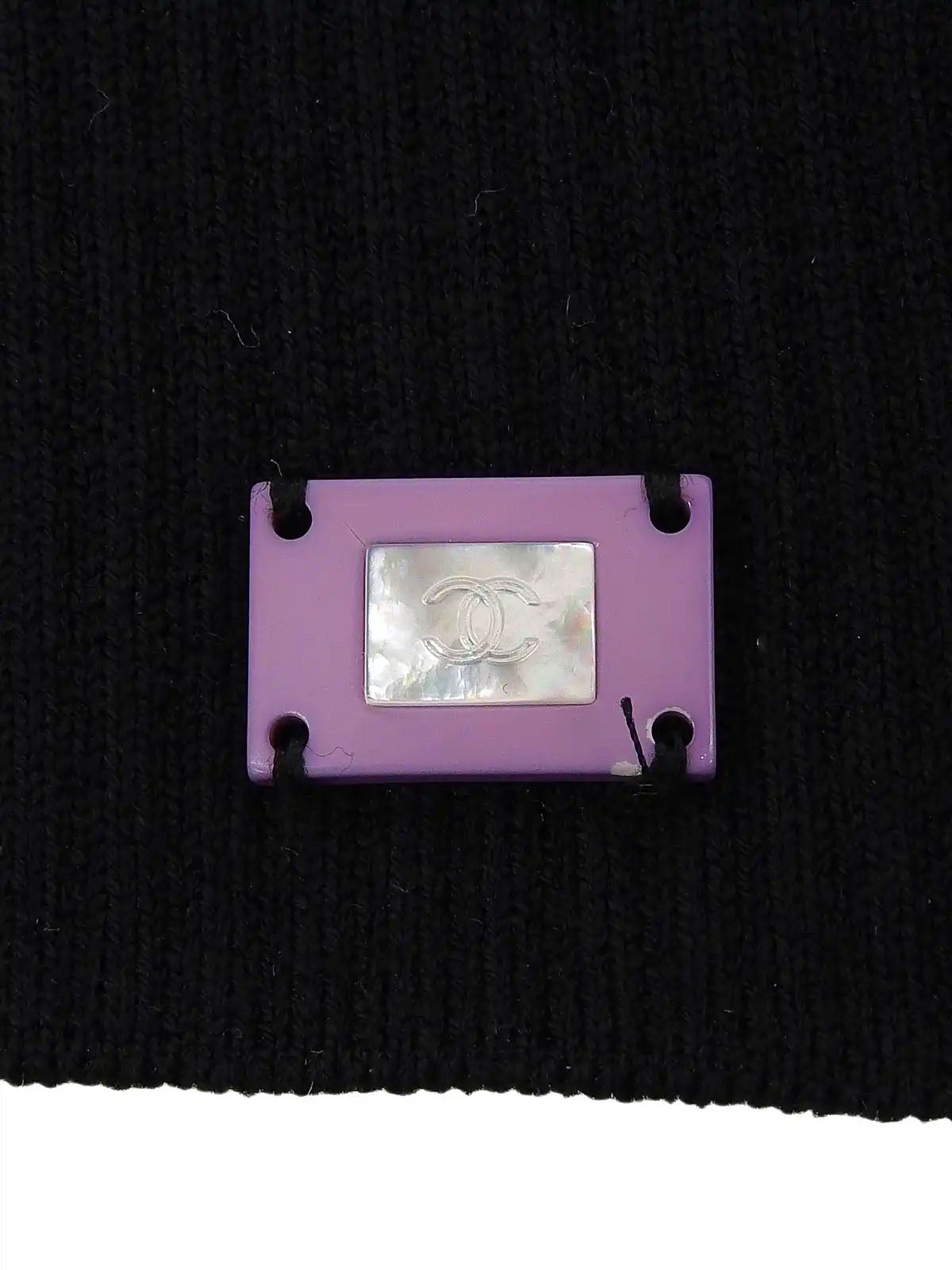 2001年製　CCマークプレートロゴ刺繍ニットセーター　ブラック／マルチ