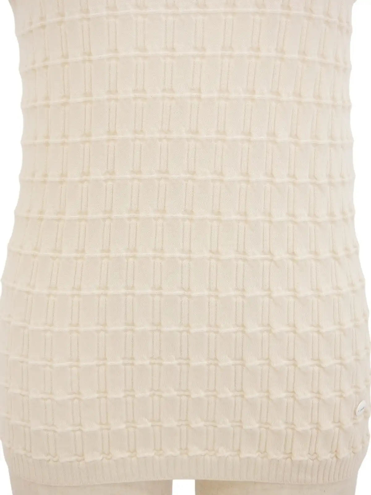 ロゴプレートノースリーブニットトップス アイボリー