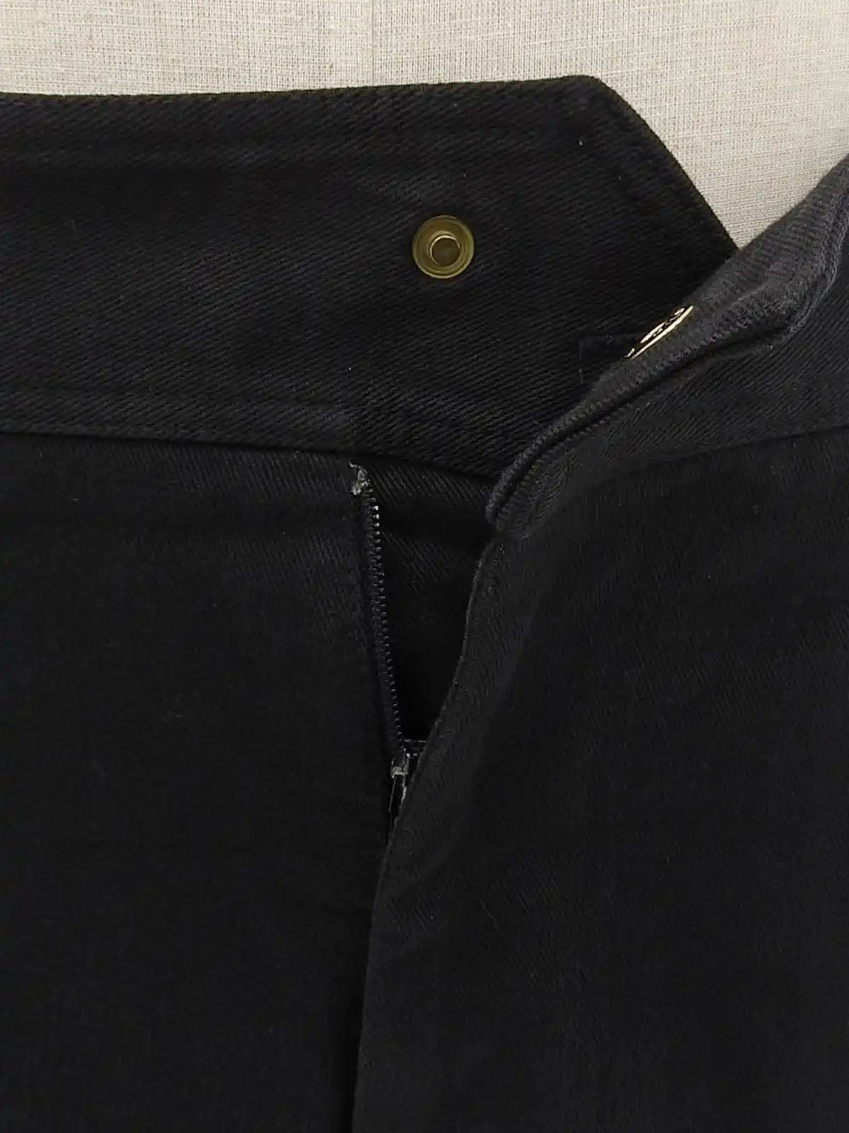 メデューサボタンパンツ　ブラック