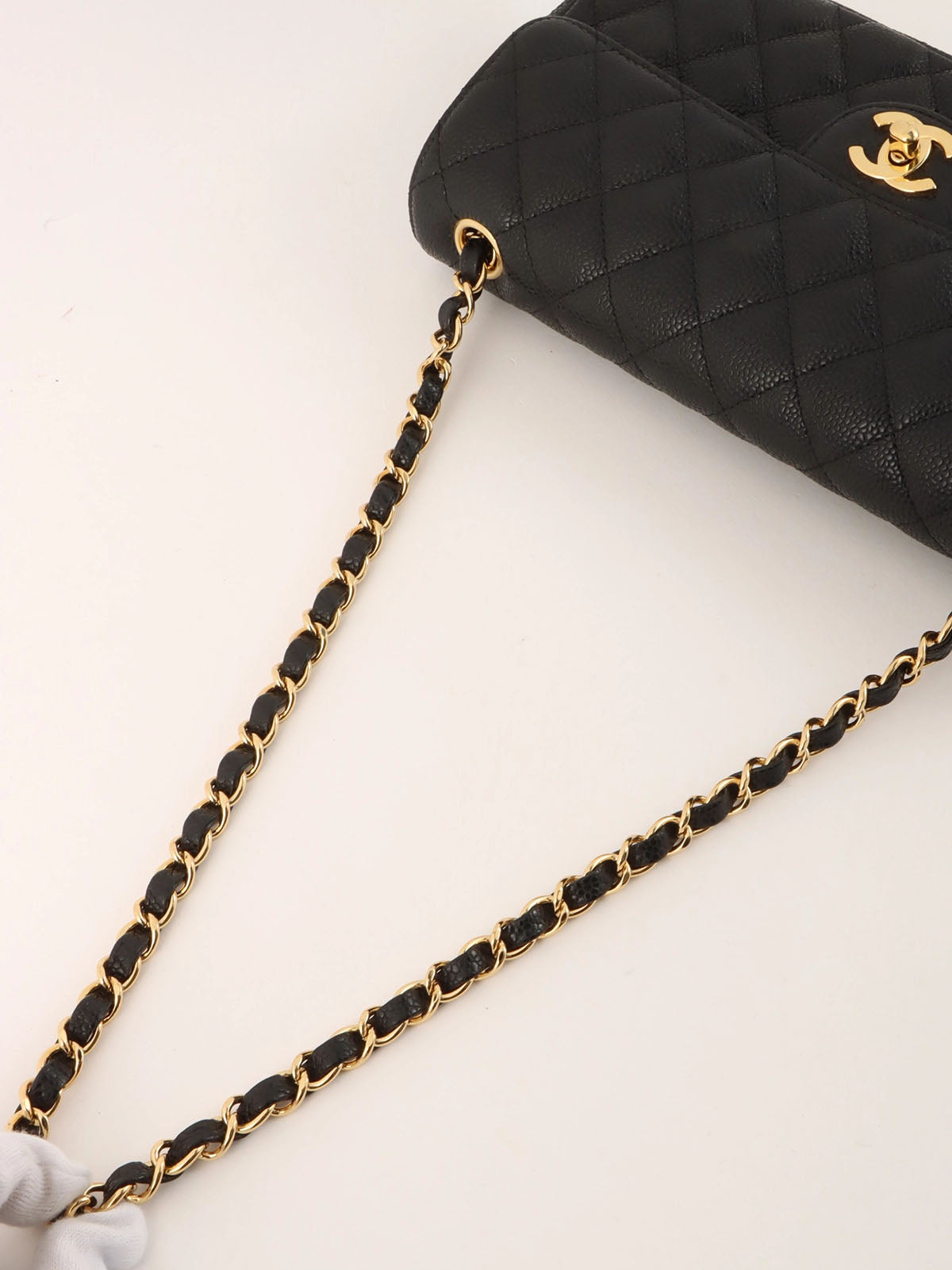 2008 East West Caviar Skin Chain Bag in Black
