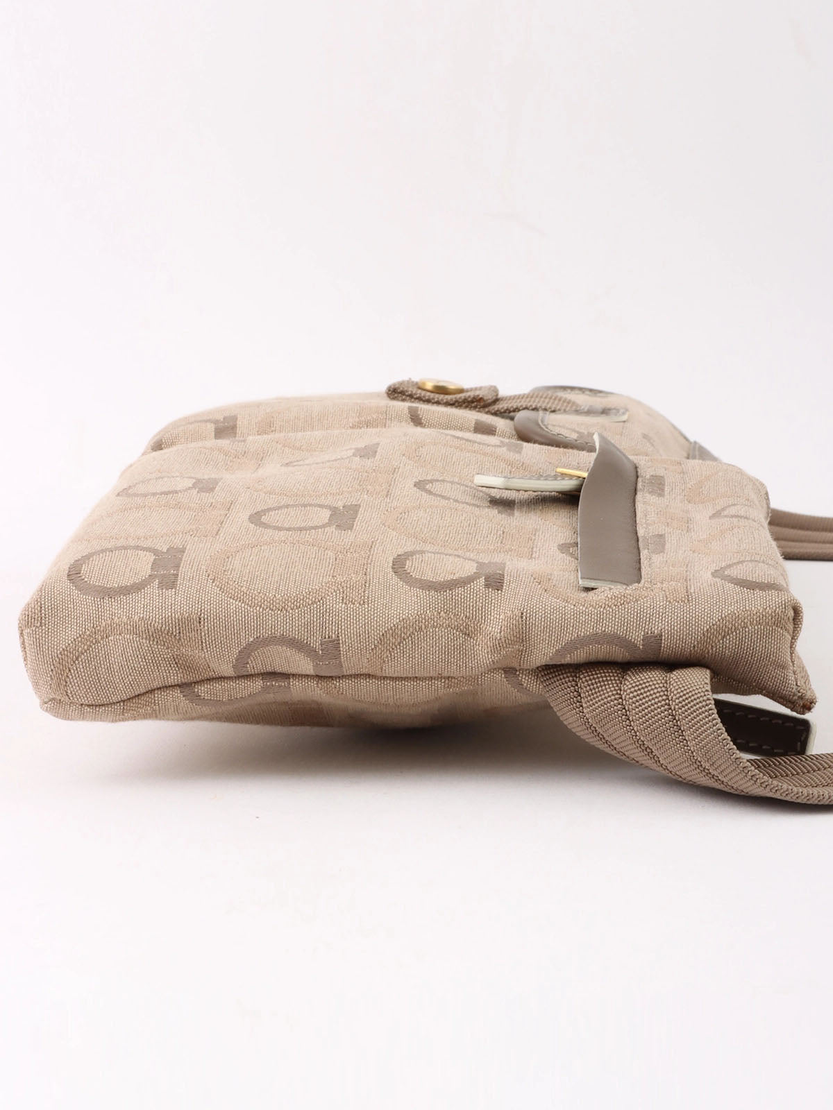 Beige canvas Gancini pattern waist bag