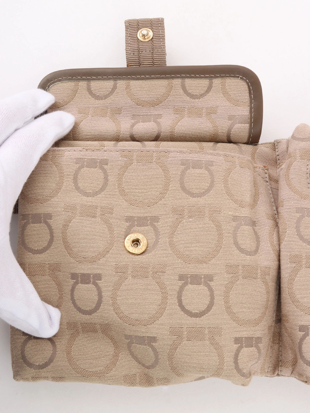 Beige canvas Gancini pattern waist bag