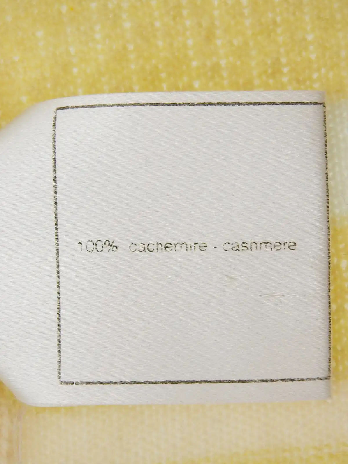 2004年製　カシミアロゴプレートニットベスト　ライトイエロー／ボルドー