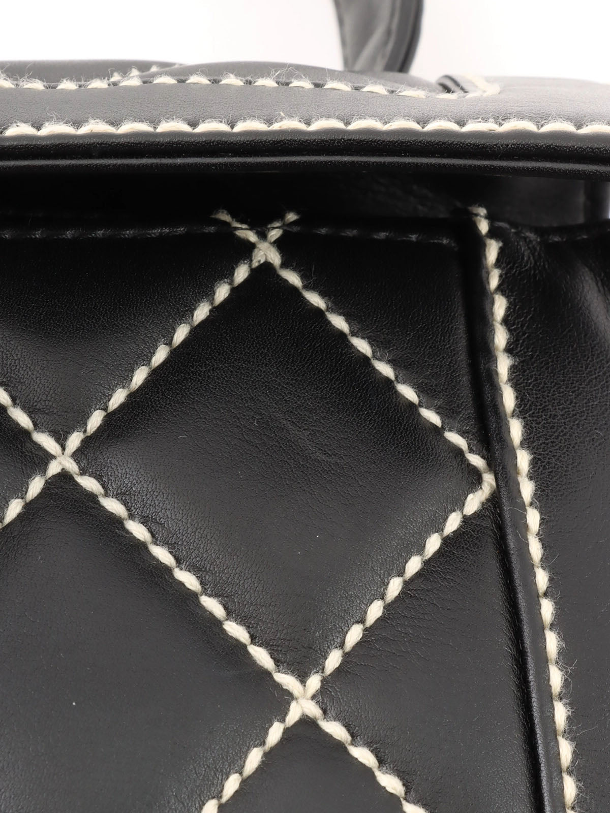 2004 Wild Stitch CC Turnlock Handbag in Black
