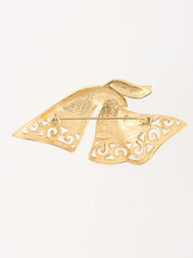 Scarf motif brooch gold