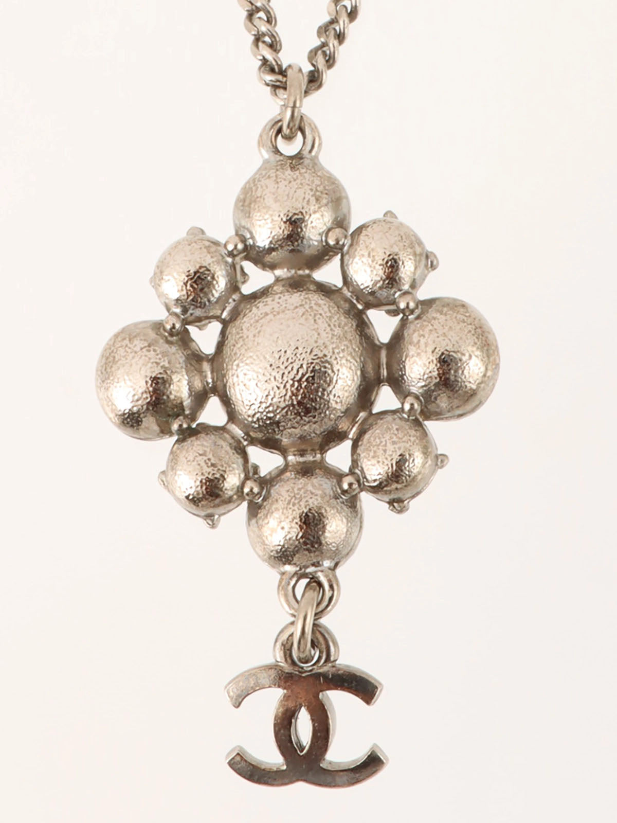 2011 Rhinestone Diamond Motif CC Mark Swing Necklace Silver/Champagne
