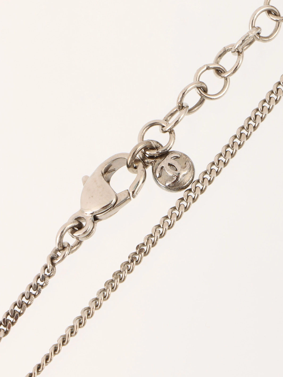 2011 Rhinestone Diamond Motif CC Mark Swing Necklace Silver/Champagne