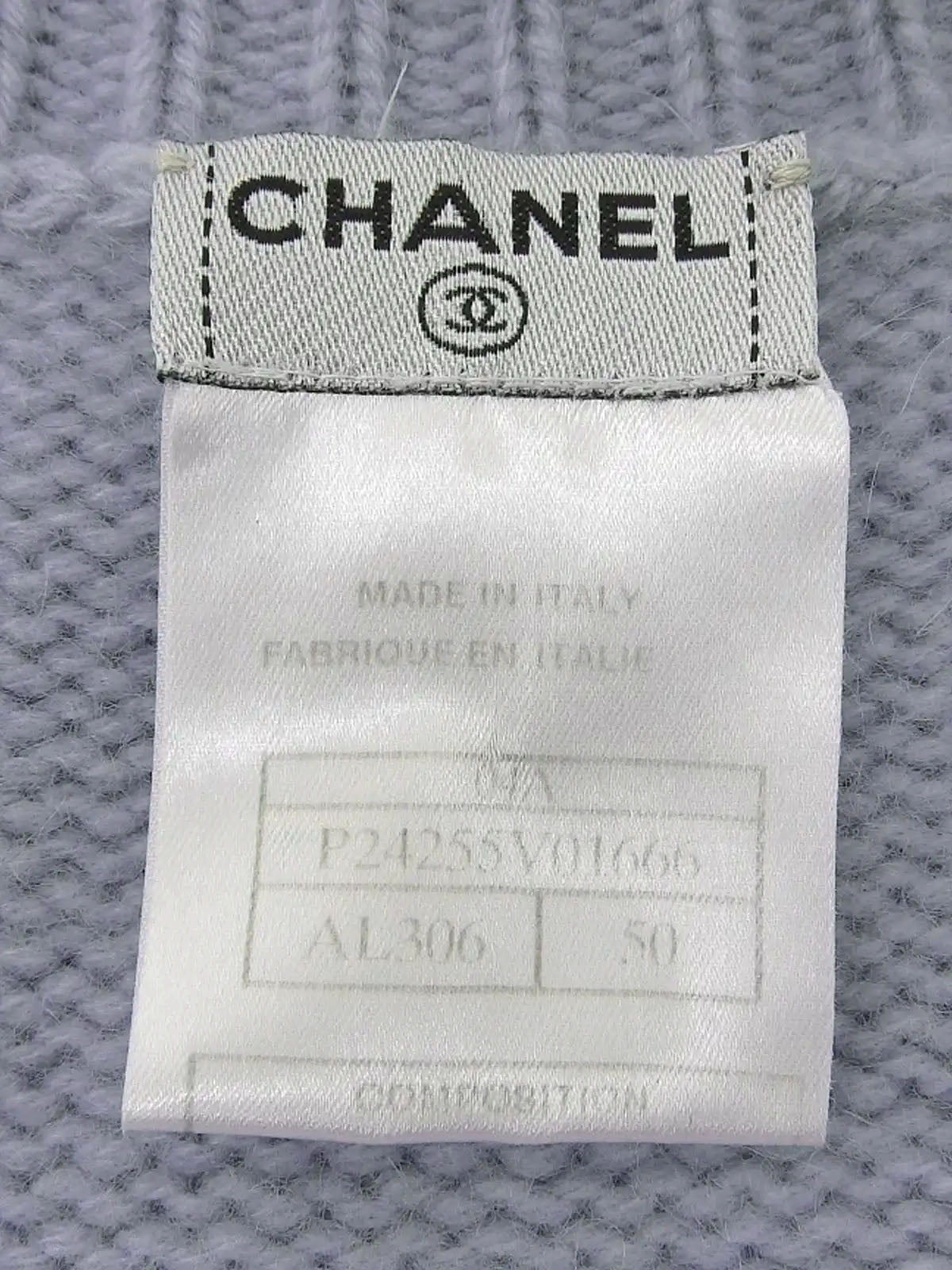 2004 Cashmere CC Mark Button High Neck Knit Sweater in Lavender