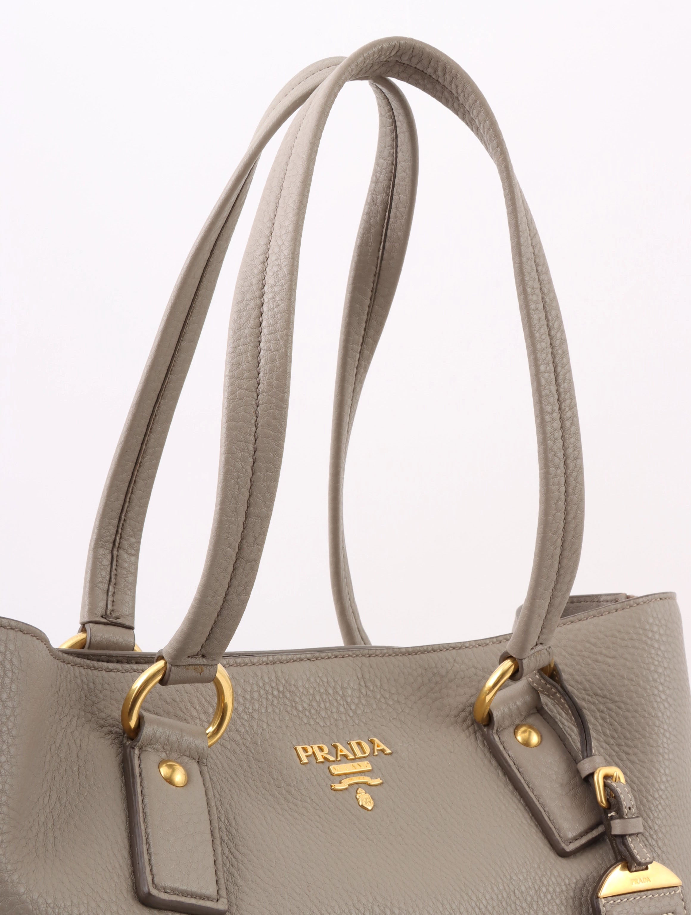 Leather logo plate tote bag in grey