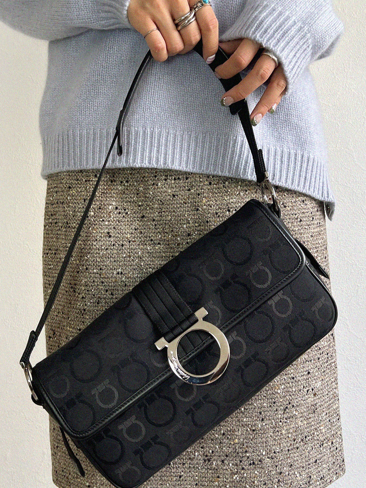 Gancini Plate Shoulder Bag in Black