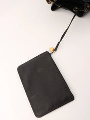 1997 Caviar Skin 6CC Mark Stitch Drawstring Shoulder Bag Black