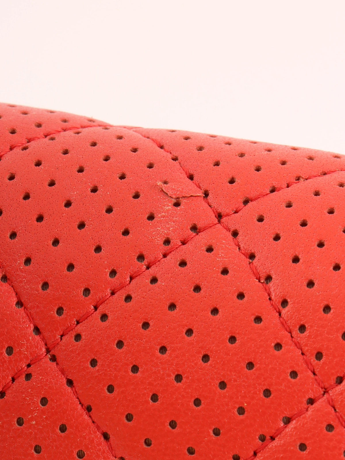 2007 Punched Leather CC Turnlock Chain Shoulder Bag in Red