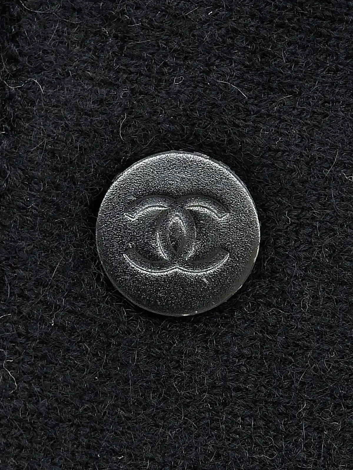 Cashmere CC Mark Zip-Up Cardigan in Black