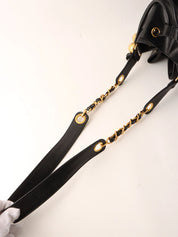 1995年頃製　キャビアスキンCCターンロックプレートポーチ付き巾着ショルダーバッグ　ブラック