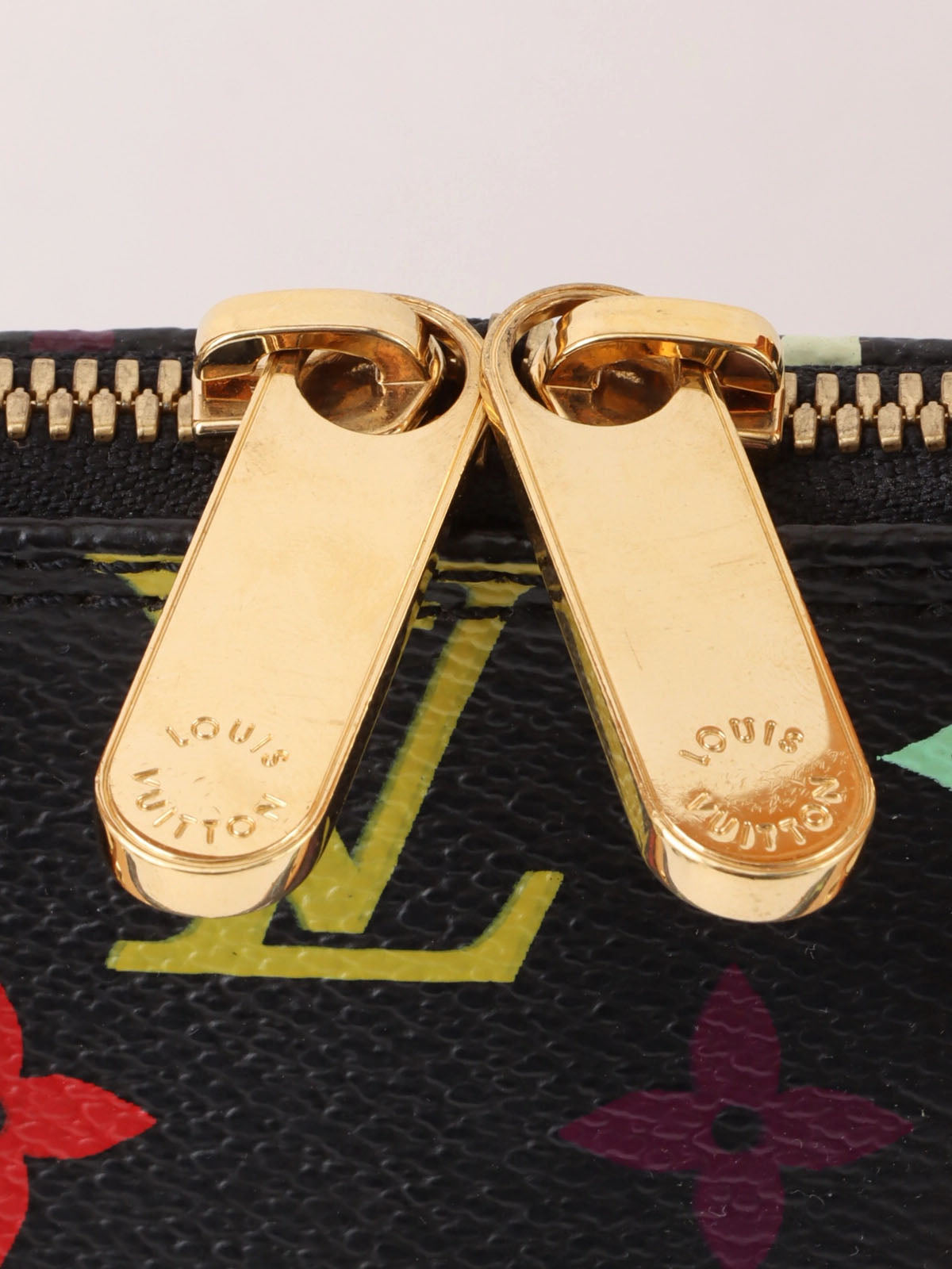 2003 年 Monogram 多色 Alma Noir