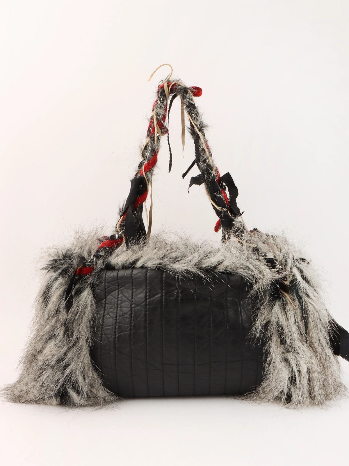 2010年頃製　ファンタジーファーCCマークチャームショルダーバッグ　グレー／マルチ