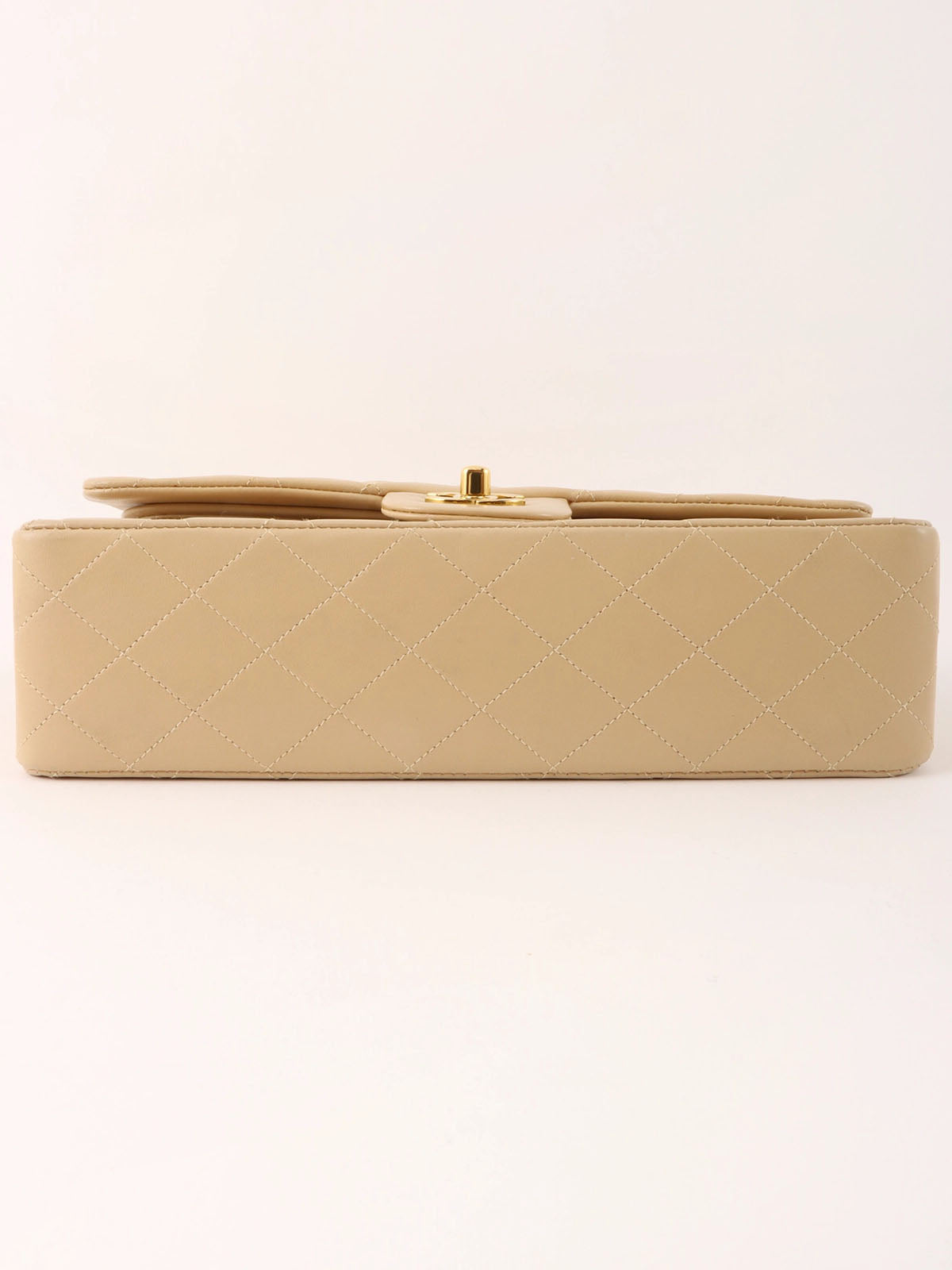 1995 Classic Flap Chain Bag 25cm Beige