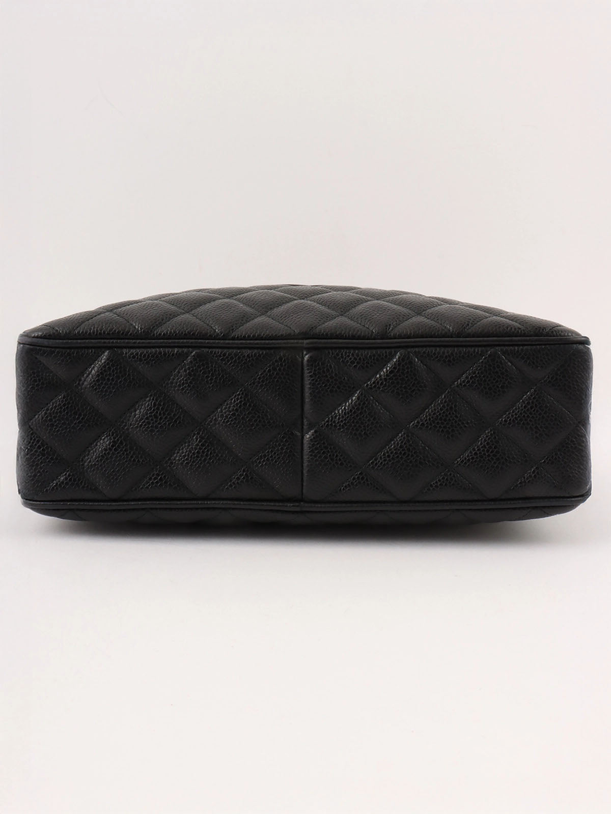 1992 Caviar Skin Matelasse CC Mark Stitch Tassel Chain Shoulder Bag in Black