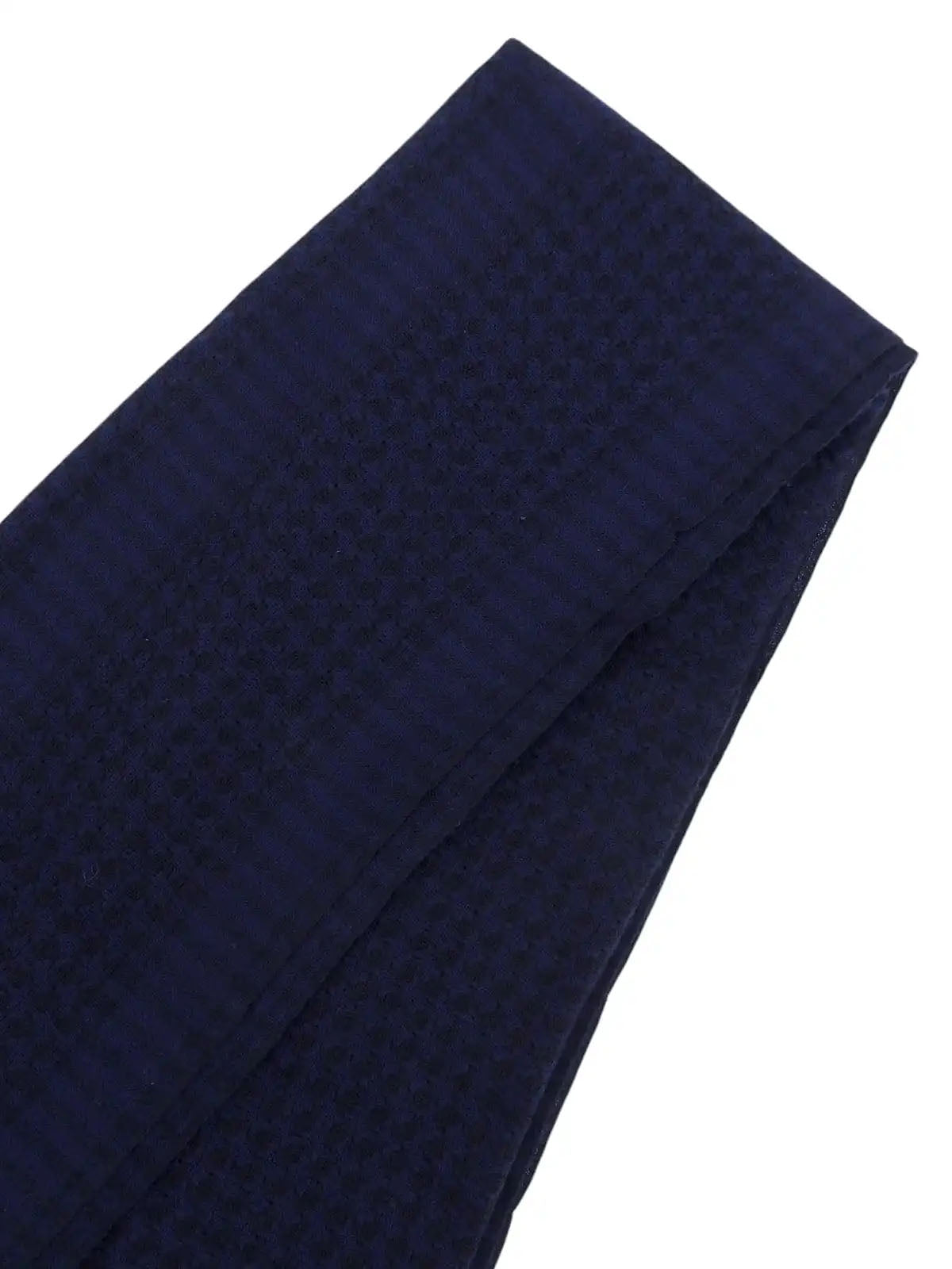 Houndstooth pattern cashmere stole in navy/black