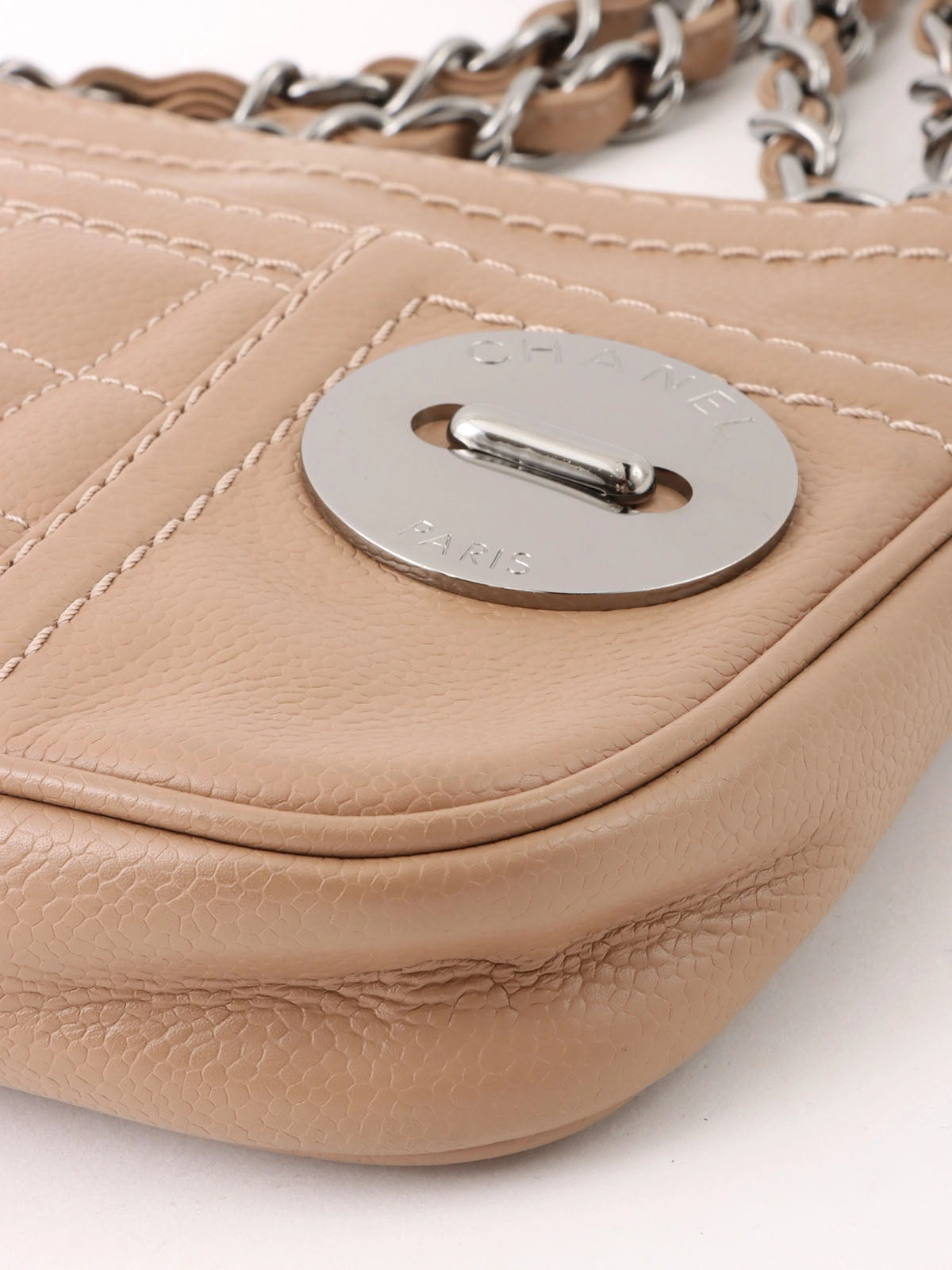 2004 Caviar Skin Logo Plate Chain Shoulder Bag Beige
