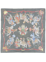 Carré 90 Les Fetes DU ROI Soleil Pattern Scarf Gray/Multi