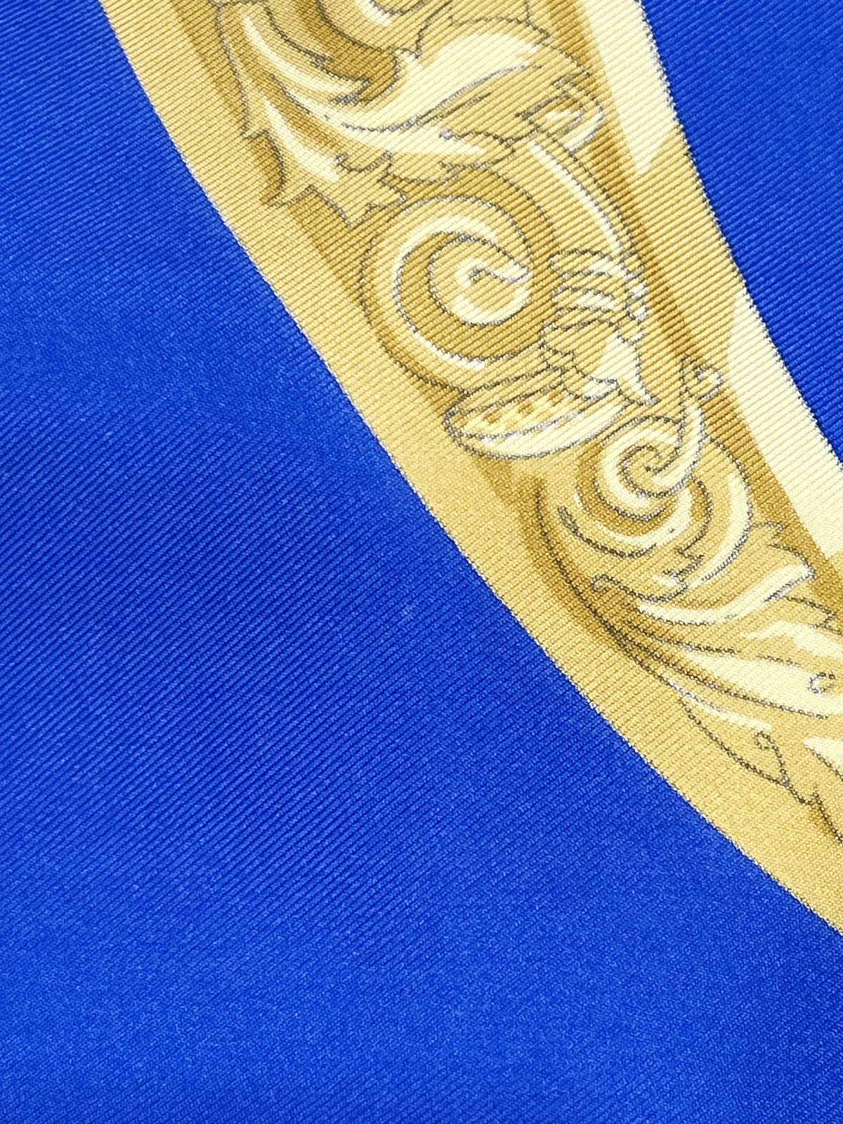 Carré 90 Hommage A Charles Garnier Pattern Scarf Blue/Multi