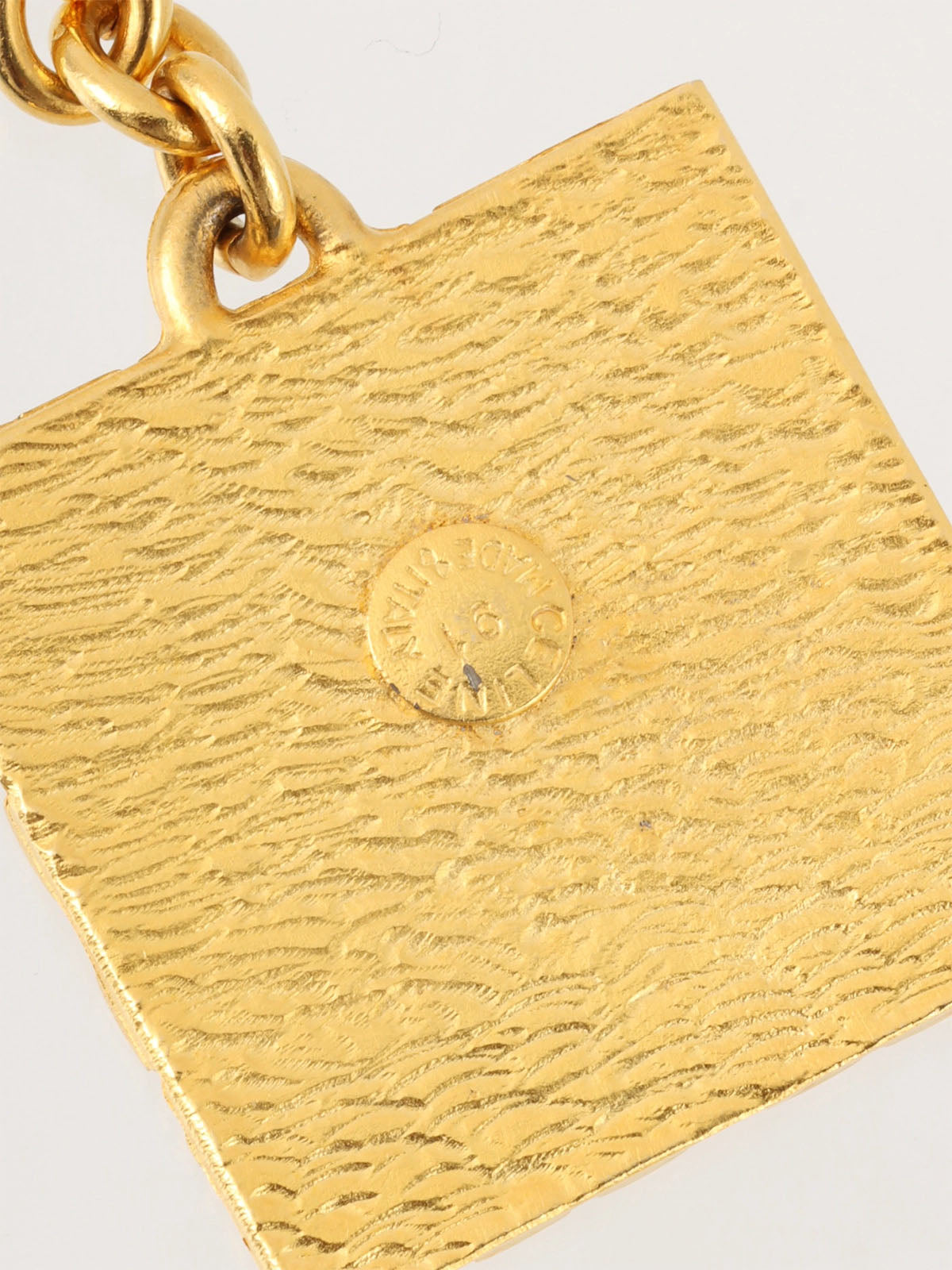 凯旋门图案吊饰钥匙圈金色