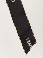 Logo ribbon brooch in black