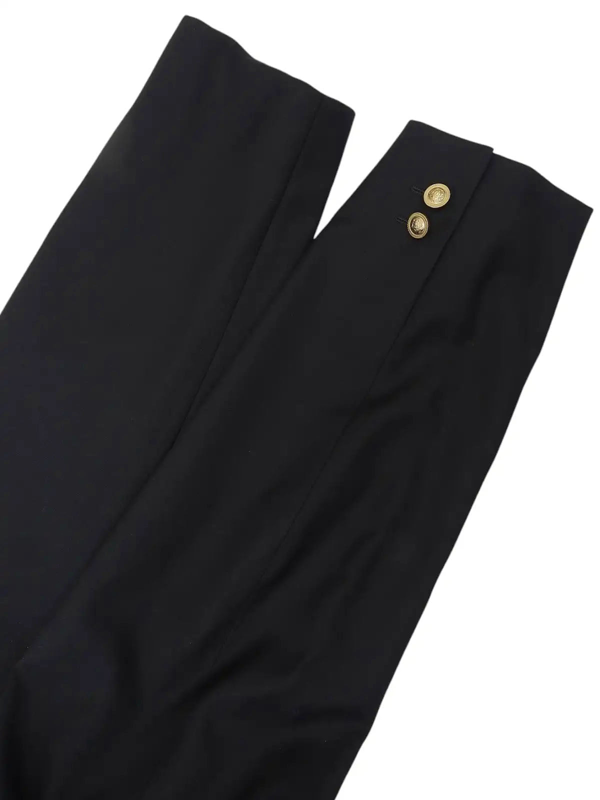 Wool Medusa Button Set in Black