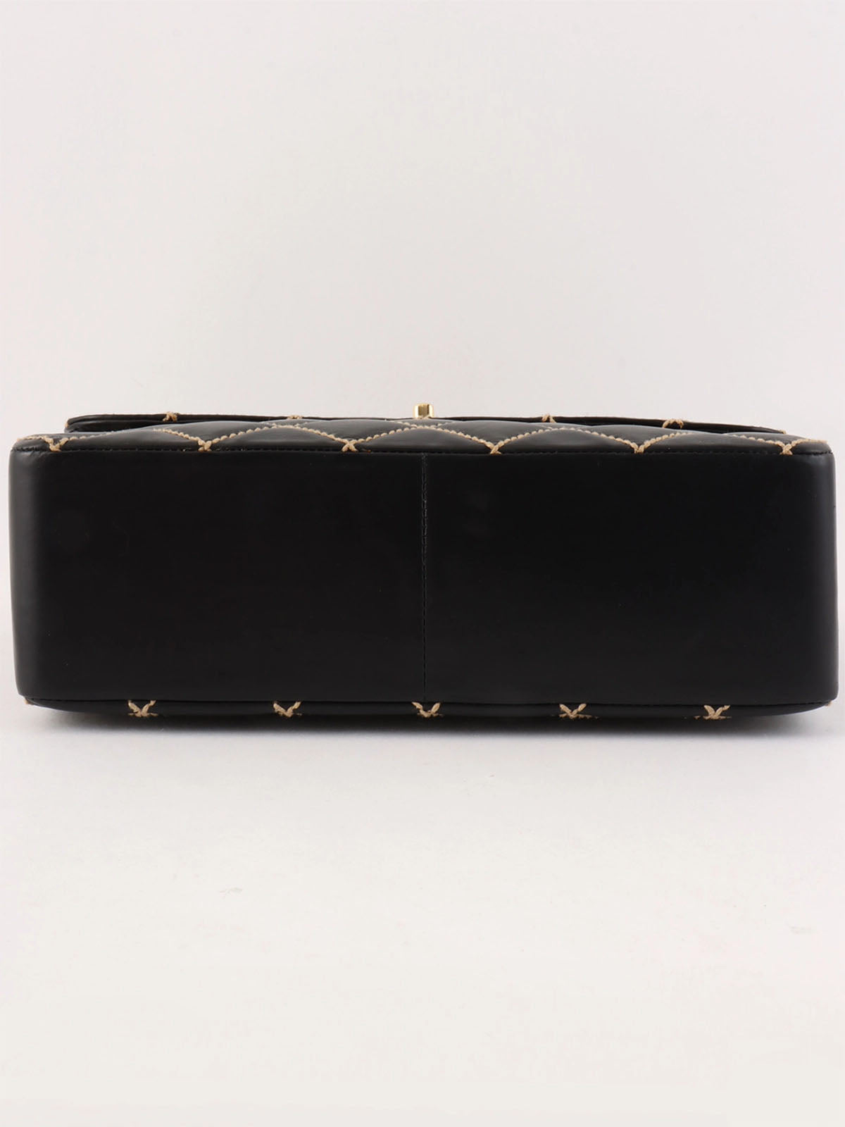 2001 Wild Stitch CC Turnlock Chain Shoulder Bag in Black