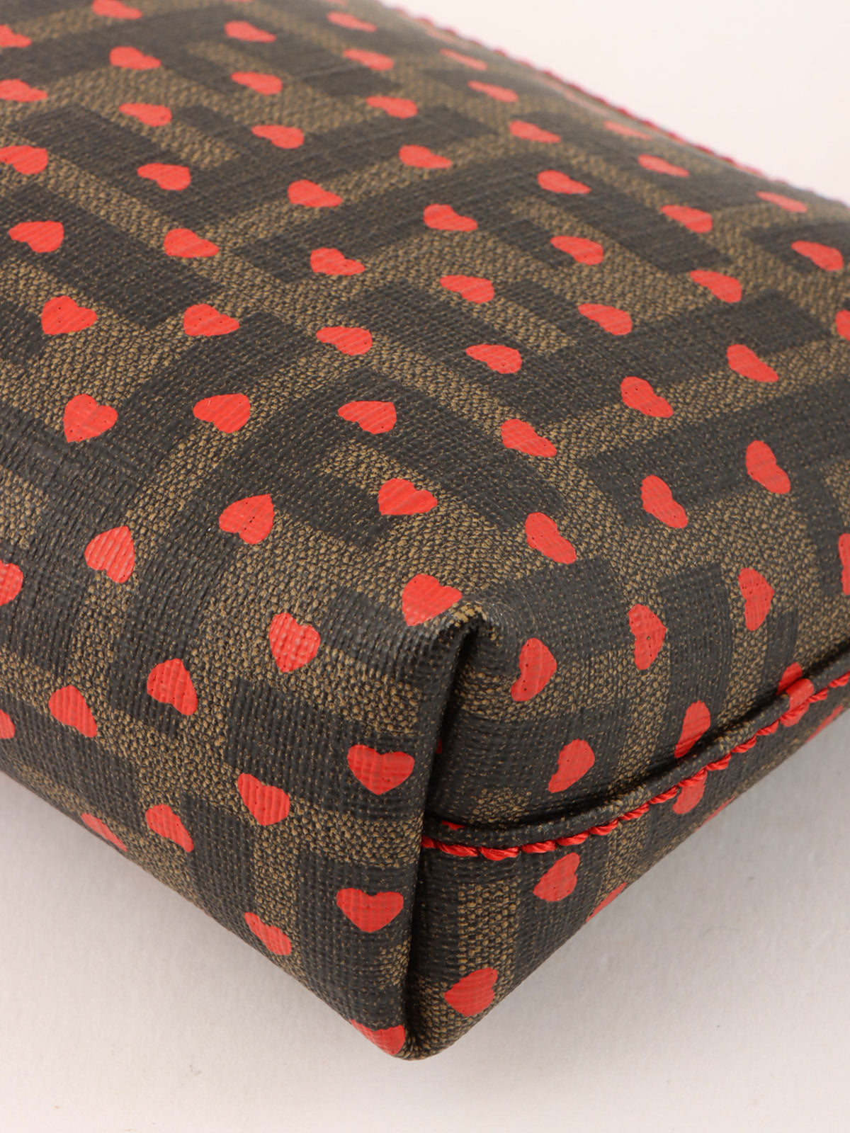 ハートFFズッカパターンチェーンハンドバッグ　ブラウン／レッド