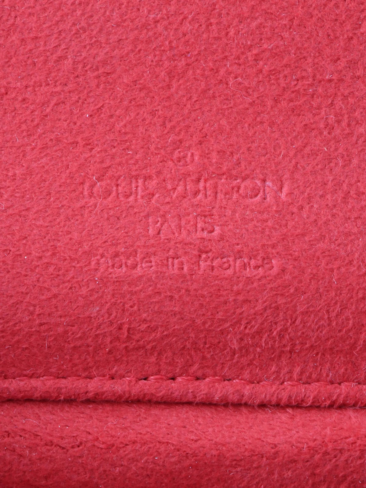 エピエクランビジュー ルージュ