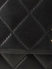 1998 Matelasse CC Turnlock Handbag in Black