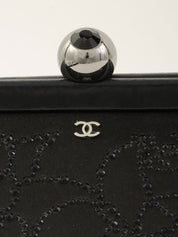 2004年頃製 シルクサテンラインストーンCCマークがま口ミニハンドバッグ ブラック