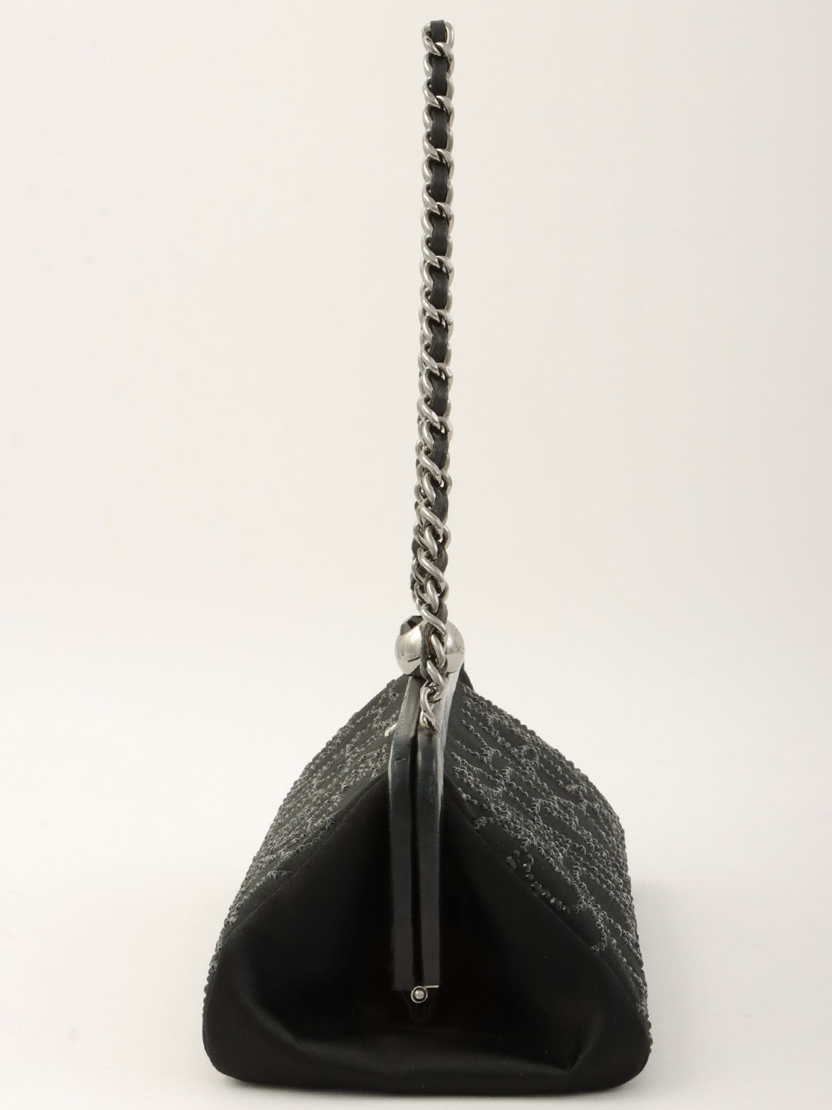 2004年頃製 シルクサテンラインストーンCCマークがま口ミニハンドバッグ ブラック