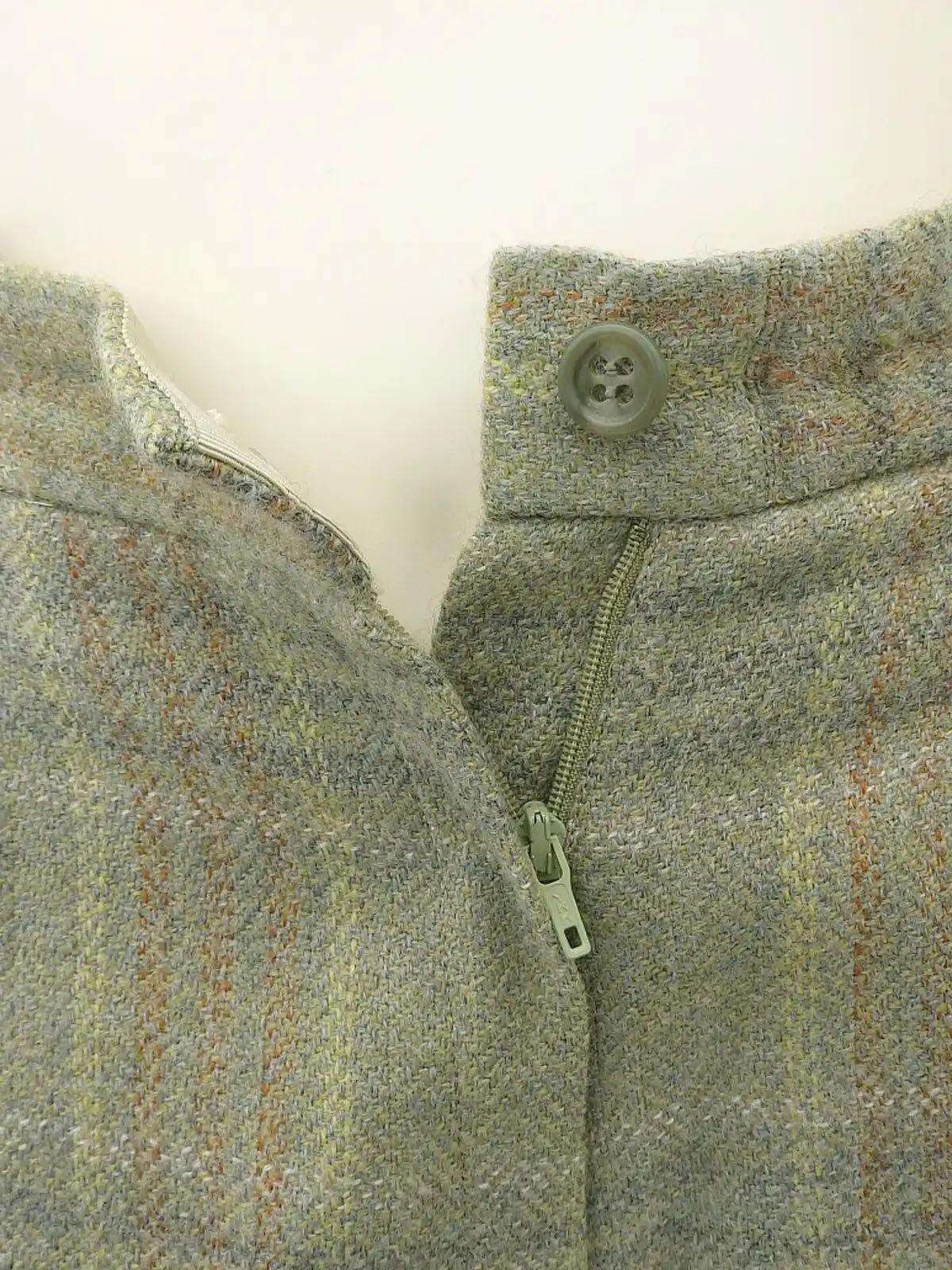 Wool Check Pattern Logo Plate Shorts Ash Green/Multi