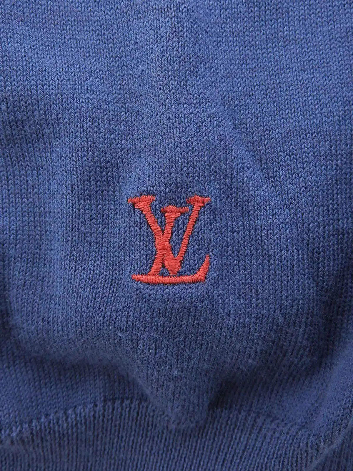 ロゴ刺繍ロングスリーブニットトップス　ブルー/レッド