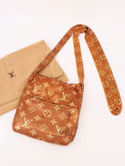 Monogram Mesh Frances Gold