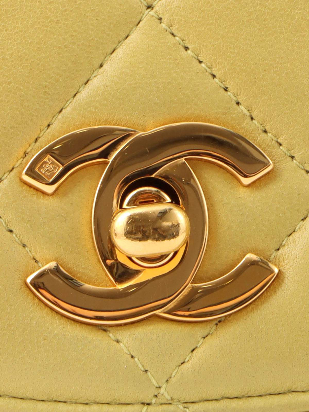 1997 CC Turnlock Chain Handbag in Yellow Green