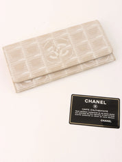 2001 New Travel Wallet, Beige