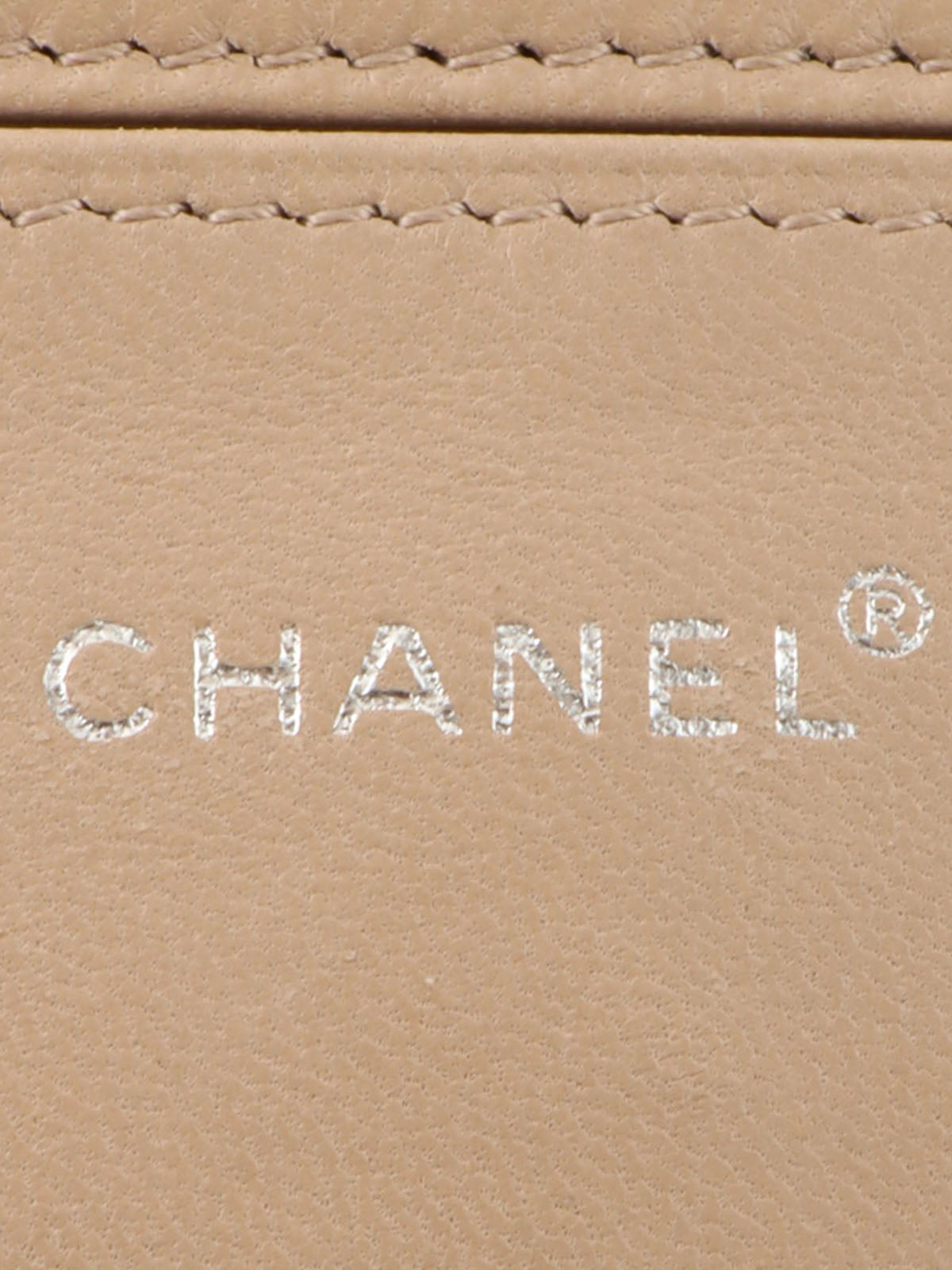 2001 New Travel Wallet, Beige