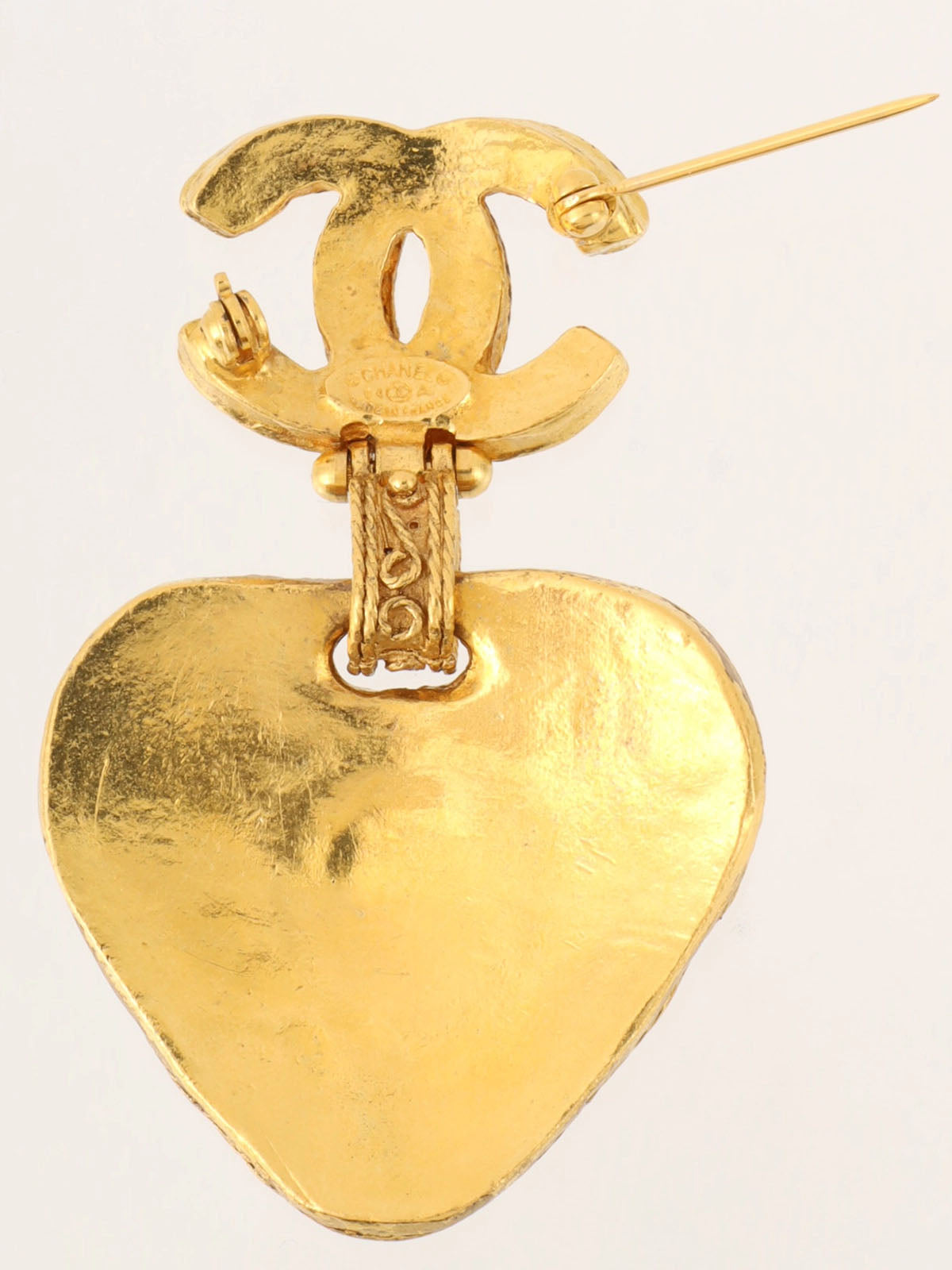 1994 Made Gripoix Triangle CC Mark Swing Brooch Gold/Green