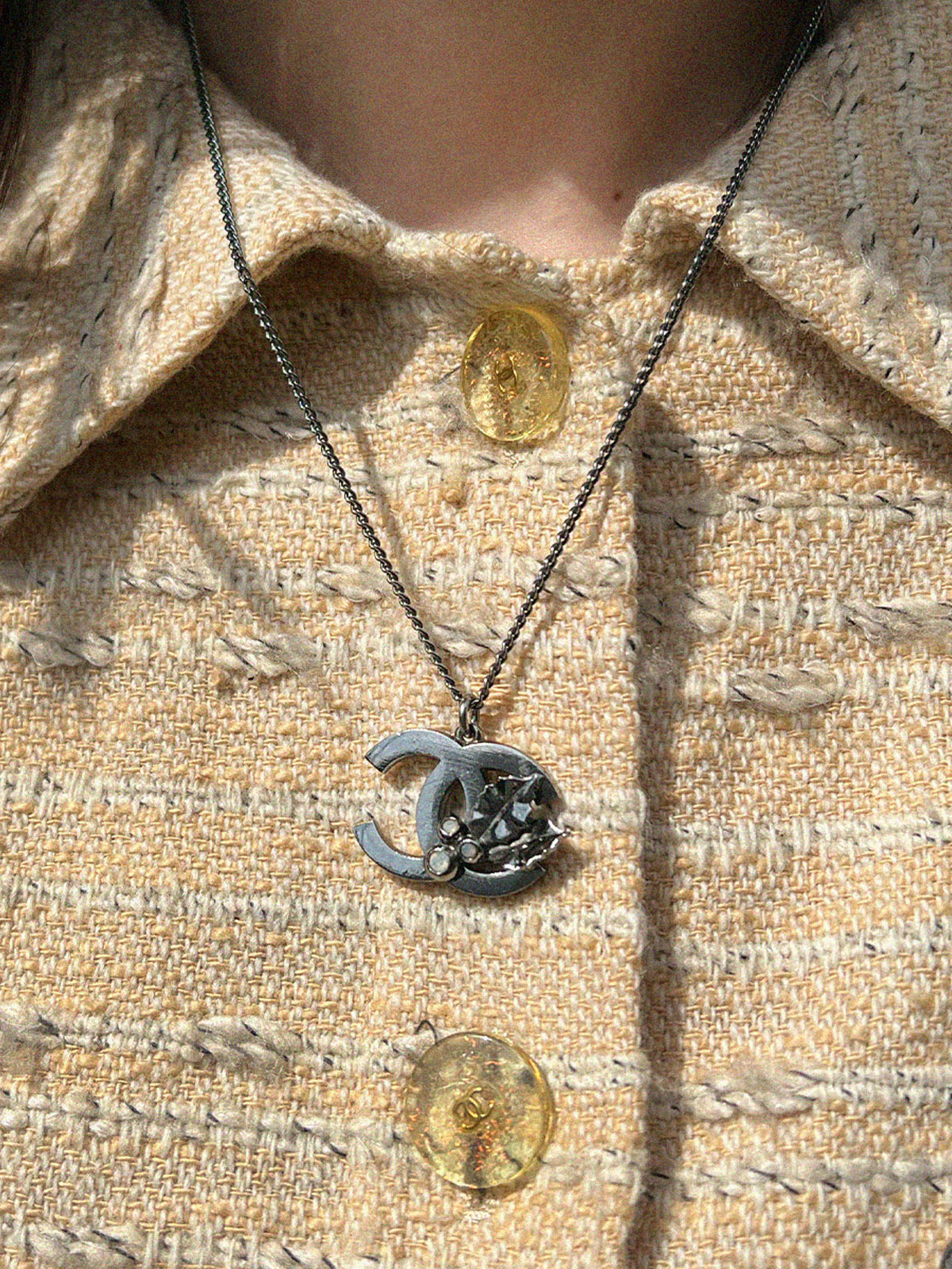 2005 Rhinestone Leaf CC Mark Plate Necklace in Gunmetal