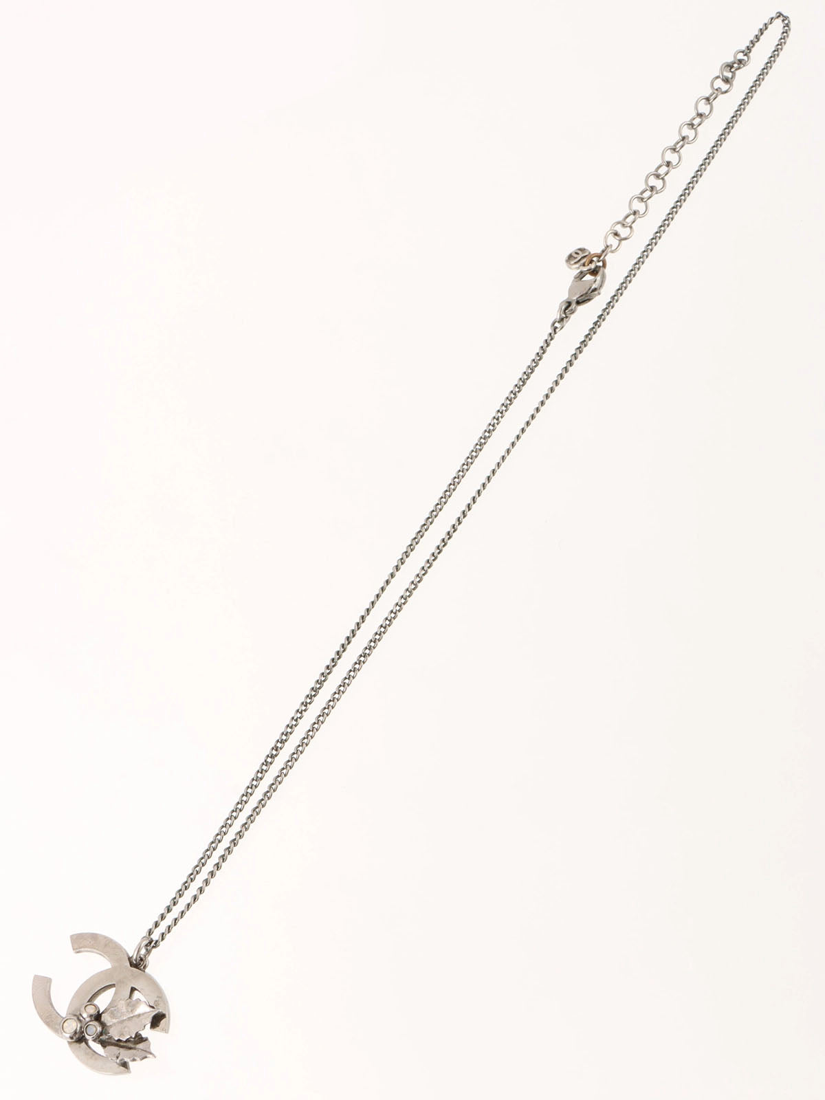 2005年製 ラインストーンリーフCCマークプレートネックレス ガンメタル